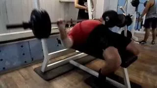 Андрей Гальцов жим лежа 125 кг на 57 раз / Andrey Galtsov Benchpressing 125kg x 57