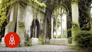 Inside London’s 900-Year-Old Secret Garden
