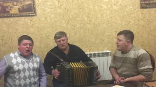 Три Богатирі та гармонь