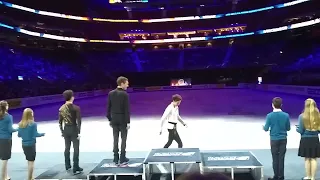 Nathan Chen stumbles while accepting gold at US Nationals 2019 😂 ♥
