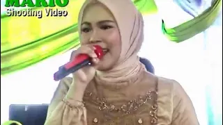 Lagu : Sumpah benang emas by Selfi Lida,  Digempur Saweran Dollars di Merak City