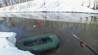 ЗАКИНУЛ УДОЧКУ В РЕКУ...НАТАСКАЛ КРУПНЯК! Поплавок. Весенняя рыбалка на карася 2021