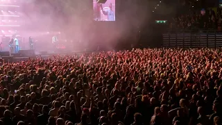 JAMES live at the Utilita Arena Birmingham England 26.11.2021 final song after the curfew