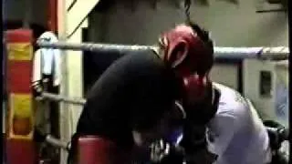 Jeremy vs National Golden Gloves and USA champion.wmv