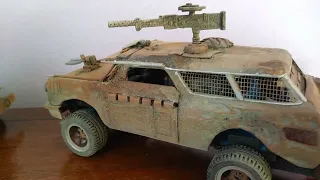 Post Apocalyptic wasteland Mad Max style model cars