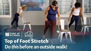 Best Stretching Exercises for Before and After Walking: Top of the Foot Stretch