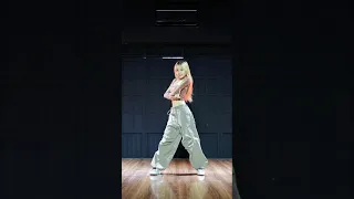 Untouchable | Dance Cover By NHAN PATO #nhanpato #untouchable #no #tiktokdance #tiktoktrend #tiktok