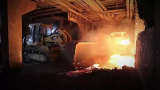 Cat® 973 Steel Mill Track Loader Handles the Heat