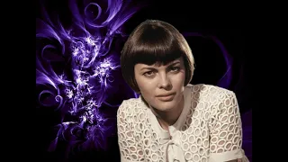 Mireille Mathieu - Reine de la chanson (160 minutes, 470 photos, 45 chansons) - A dal királynője