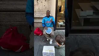 n3ro che canta vesuvio erutta a napoli