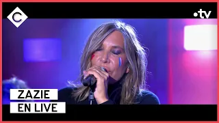 Zazie en live sur la scène de C à vous - 14/12/2022