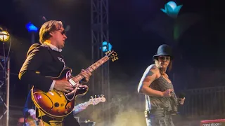 Beth Hart & Joe Bonamassa - Rhymes - Live In Amsterdam