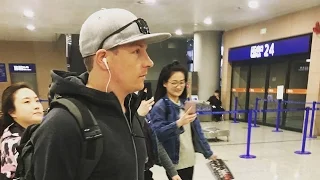 Kimi Raikkonen at Shanghai Airport 2017 with Crazy Chinese Fans