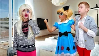 КОГО ВЫБЕРЕТ КЕН? Куклу ЛОЛ или БАРБИ? Barbie vs LOL doll!