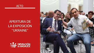 Apertura de la exposición «Ukraine», de Ángel Sastre