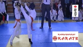 👊💪Змагання карате діти 6-7 років, Перший чемпіонат Кіокушин каратэ м. Миргород 03.2019 (3-й бій)