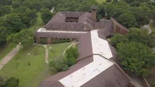 Texas bishop-nun feud: Family connected to monastery land takes side