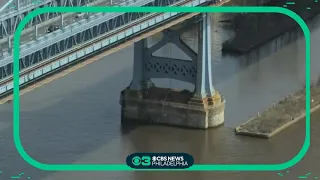 Do Delaware River bridges have protective measures in place to prevent collapse?