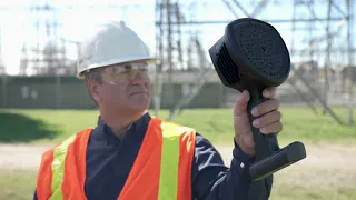 The FLIR Si124 | Industrial Acoustic Imaging Camera