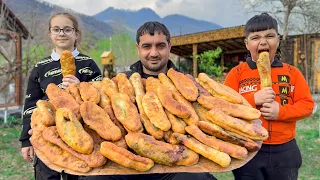 LIVING IN THE VILLAGE IS A PRIVILEGE! CHEF COOKING UICY PIROSHKI