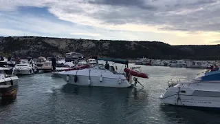 How not to dock, yacht fail !