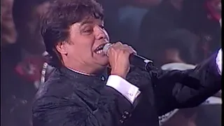 Juan Gabriel Popurrí Caray en el Palenque de león Guanajuato