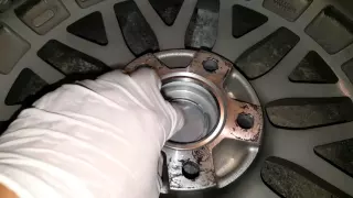 How to install hub or hubcentric rings on aftermarket rims - Fixes vibration / shakey