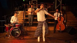 Nuri Harun Ateş feat. Uninvited Jazz Band—Göz Göz Değdi