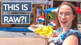 THE TASTIEST AMSTERDAM DUTCH STREET FOOD GUIDE // Grab and go snacks to eat in Amsterdam