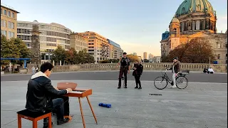 Fantastic medley on crazy Piano by Thomas Krüger in the middle of Berlin