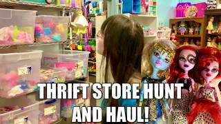 MONSTER HIGH AT THE THRIFT STORE! - Thrift Store doll hunt and haul - Bratz, Disney & Sailor Moon