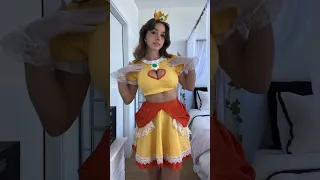 Princess Daisy Cosplay #supermario #princessdaisy #cosplaygirl