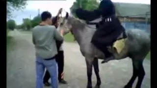 Джигит упал с лошади