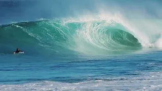 Beach Break Produces Insane Waves | 14/10/2023