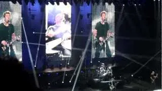 Nickelback - Gotta Be Somebody Live At The O2 London, 1 Oct 2012