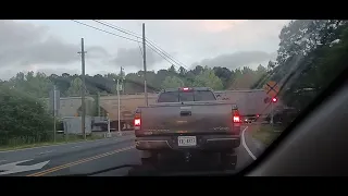 CSXT L253 crosses east washington street