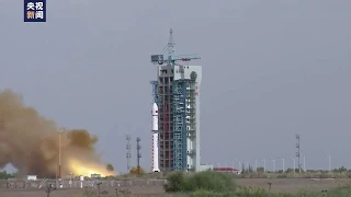 Китай осуществил запуск ракеты-носителя "Чанчжэн-2D" с двумя спутниками на борту