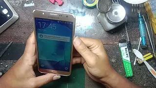 Samsung J700 kasus on off Lengket ke dalam