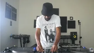 "Vinyl Sessions Vol.19" (A Soulful House Mix) by DJ Spivey