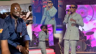 Stephen Appiah Can’t Stop Loving Kofi Kinaata’s Live Band  Performance at 13th African Games