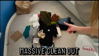 CLEANING MY FRIENDS CLOSET