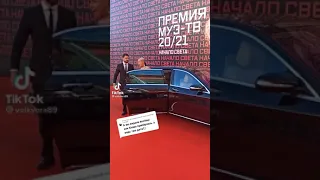 Клава Кока Наряд на премии МУЗ-ТВ2021 18+