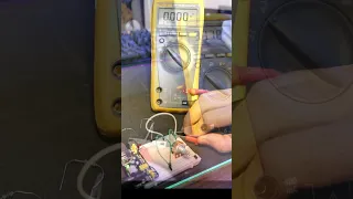 Voltage Divider in 60 seconds