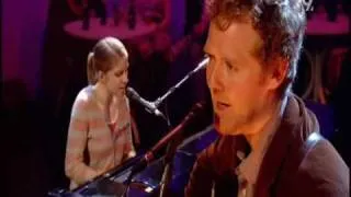 Glen Hansard & Markéta Irglová - Falling Slowly (Live Jools Holland 2008)