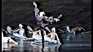 Tsiskaridze as King - Rare Video - V. Vasiliev's unusual Swan Lake 1997 (Filin & Andrienko)