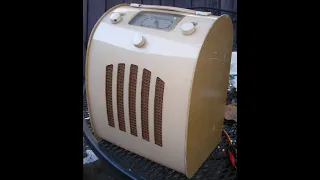 Repair of a UK-issued Ever Ready portable tube radio