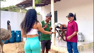 A POLICIAL BOTOU ANDRÉ E SEU TICO PARA COMER PIMENTA😂