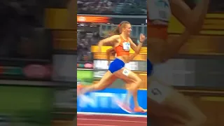Femke Bol Surges Netherlands 4x400m to World Gold!!