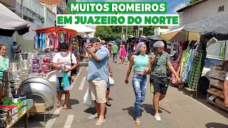 Rua da Matriz em Juazeiro do Norte com muitos Romeiros na Romaria das Candeias 31/01/2022