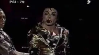 Michael Jackson In The Closet Live